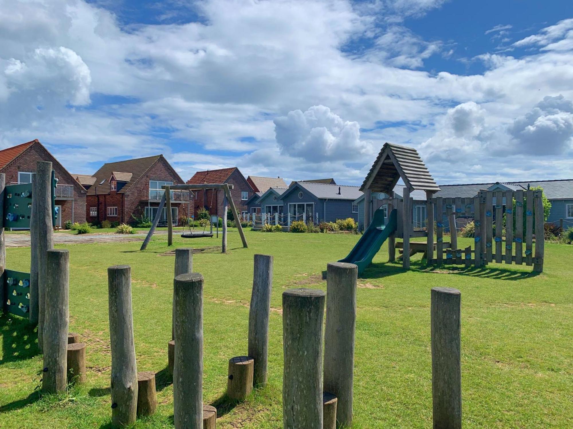 The Lake House At The Bay Filey, Sleeps 4, 1 Dog Welcome For Free Too Exterior foto